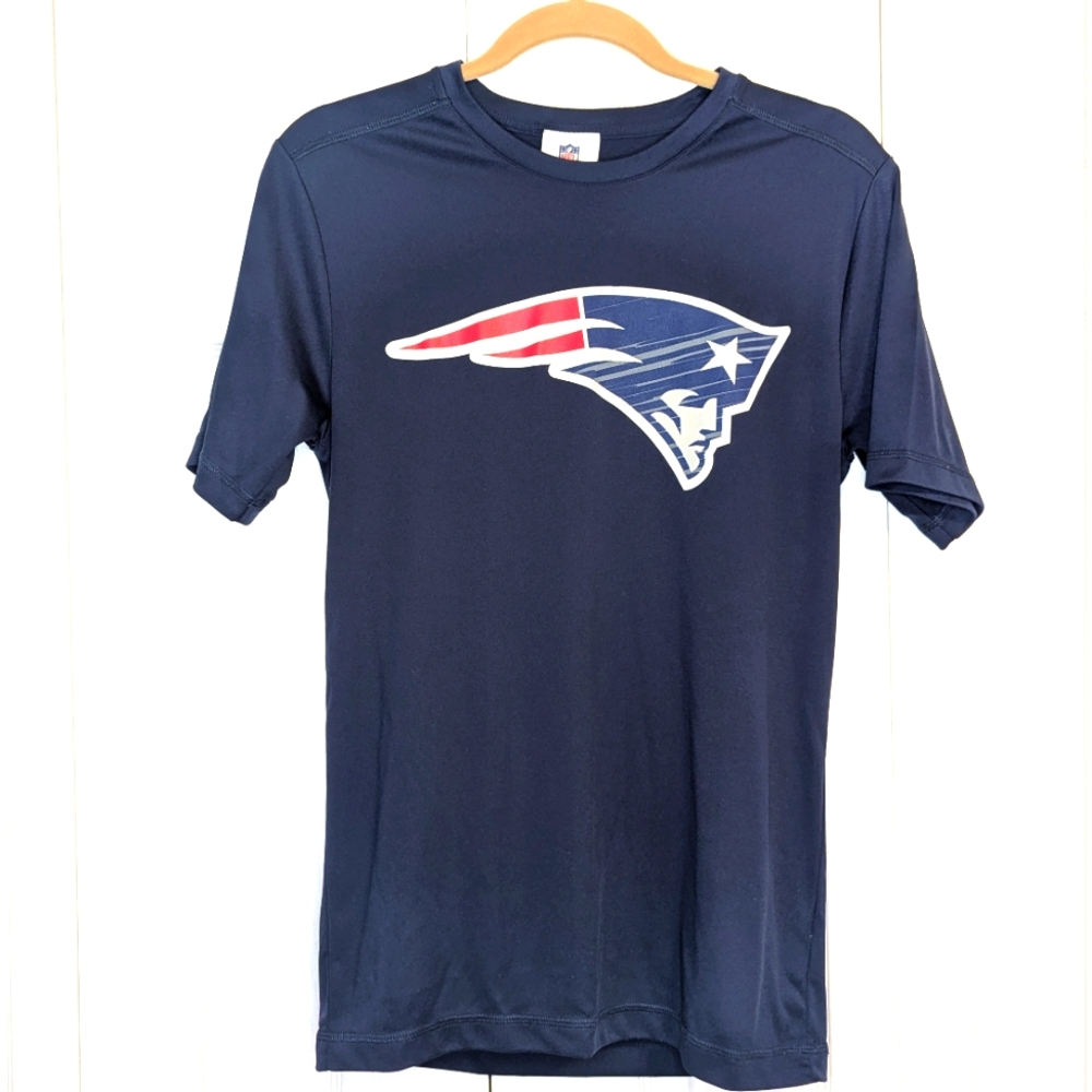 NFL Patriots Women's Navy Blue Short Sleeve Tee Size Small